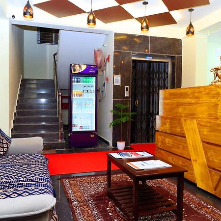 Sri Nilayam Inn Tirupati Bagian luar foto