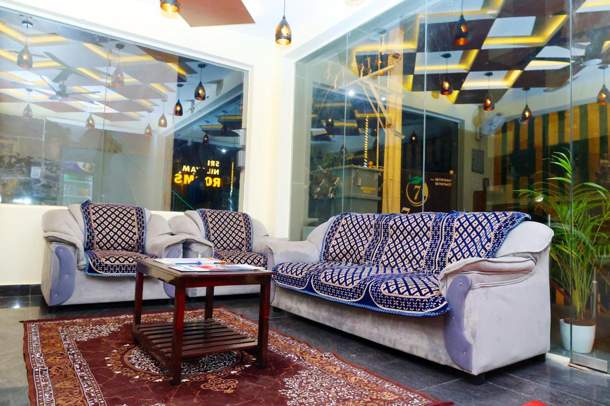 Sri Nilayam Inn Tirupati Bagian luar foto