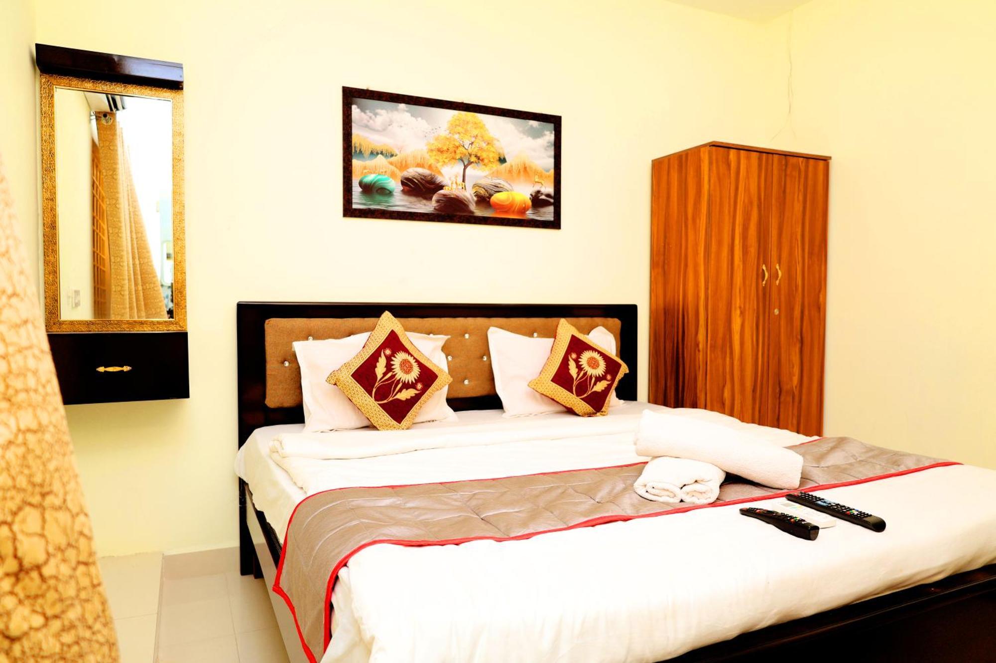 Sri Nilayam Inn Tirupati Bagian luar foto