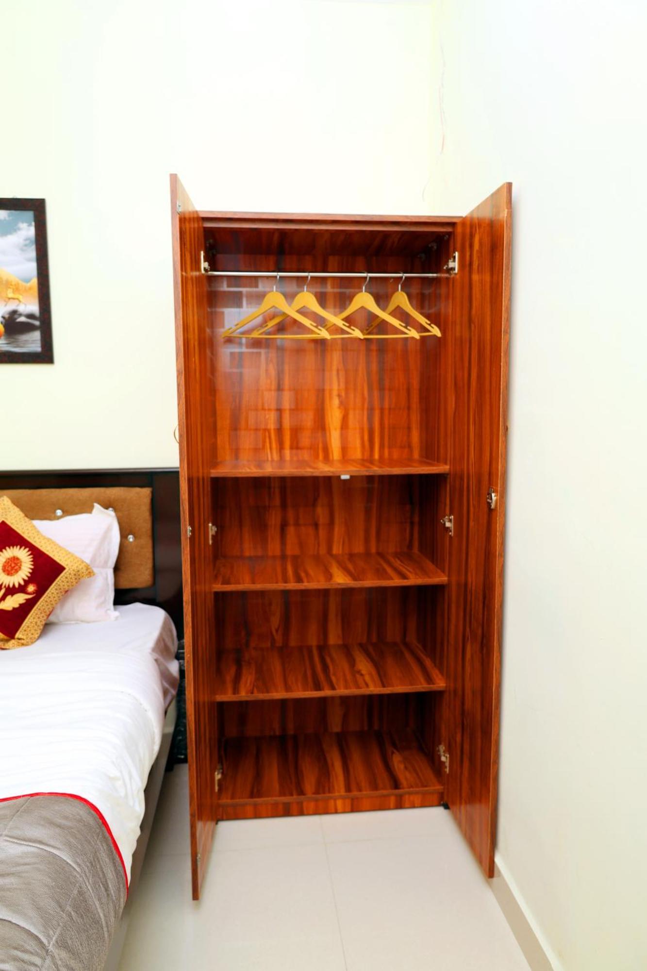 Sri Nilayam Inn Tirupati Bagian luar foto